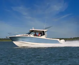 Thumbnail von Boston Whaler 325 Conquest