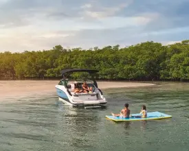 Thumbnail von Sea Ray SLX 260  Sea Ray SLX 260