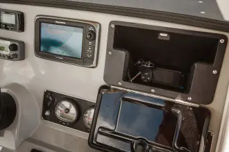 Thumbnail von Boston Whaler 250 Dauntless