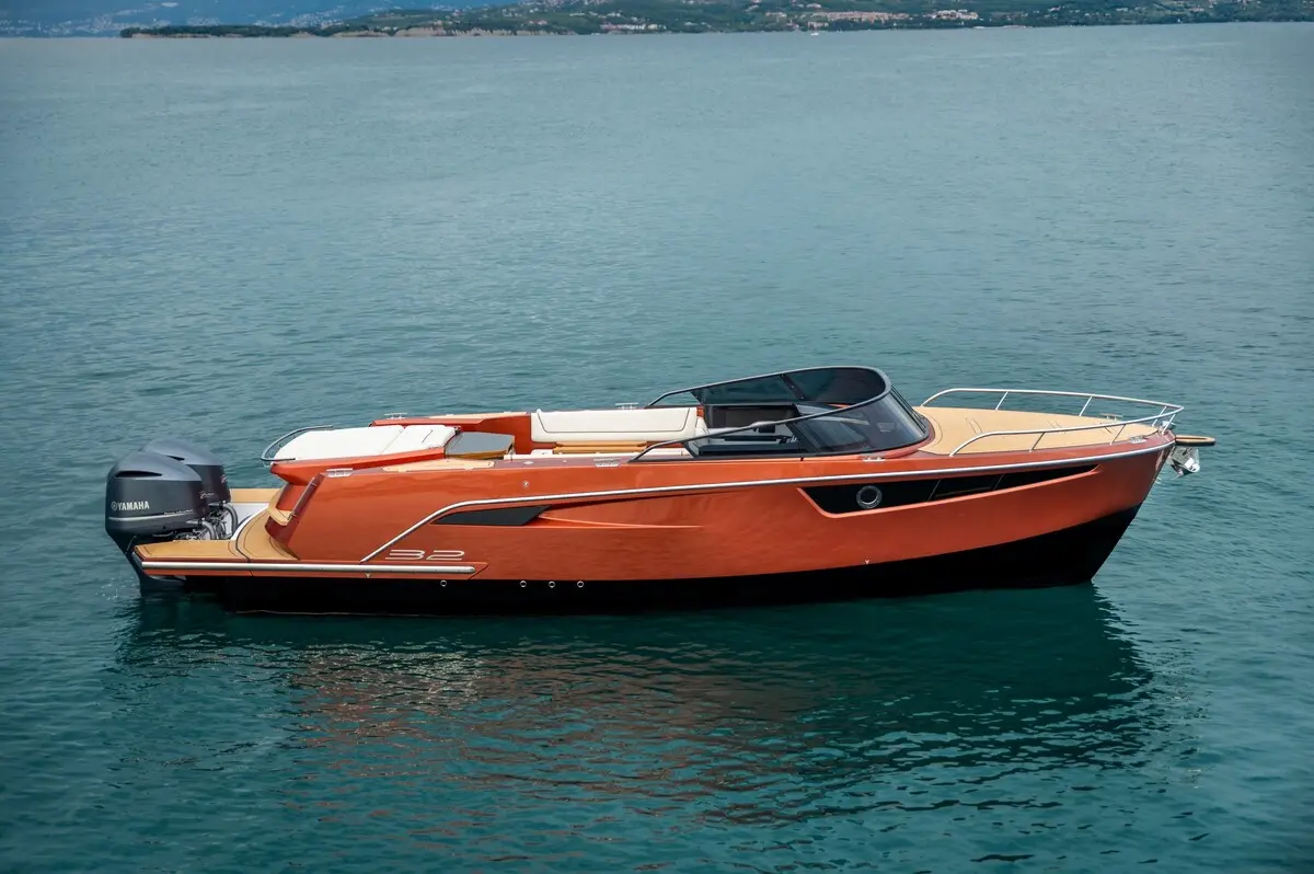 Alfastreet Marine 32 Cabin Sport Outboard Series Alfastreet Marine 32 Cabin Sport - Outboard Series