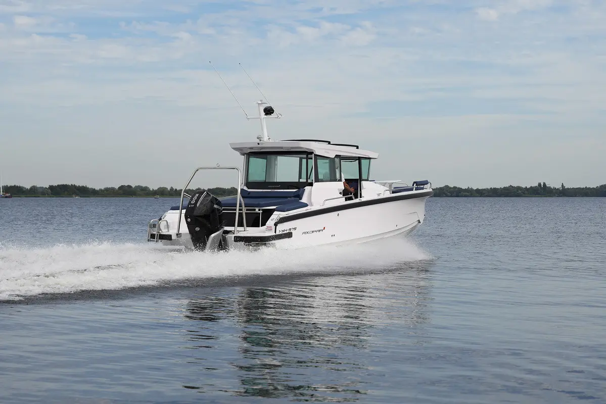 Thumbnail von Axopar 29 XC Cross Cabin