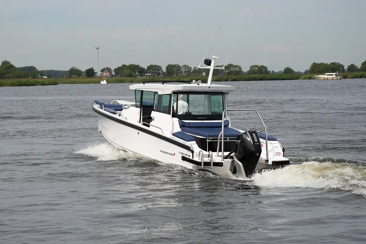 Thumbnail von Axopar 29 XC Cross Cabin