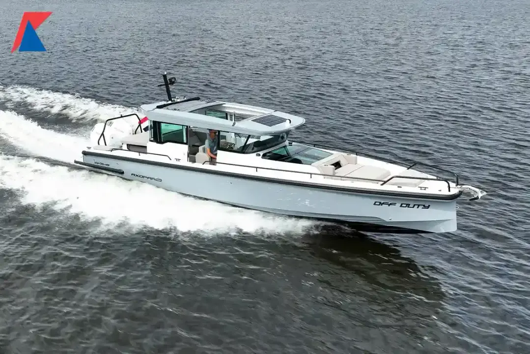 Axopar 37 Sun Top BRABUS Trim Axopar 37 XC Cross Cabin Mediterrana Edition