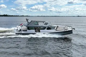 Thumbnail von Axopar 37 Sun Top BRABUS Trim Axopar 37 XC Cross Cabin Mediterrana Edition