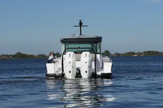 Thumbnail von Axopar 37 Sun Top BRABUS Trim Axopar 37 XC Cross Cabin Mediterrana Edition