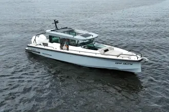 Thumbnail von Axopar 37 Sun Top BRABUS Trim Axopar 37 XC Cross Cabin Mediterrana Edition