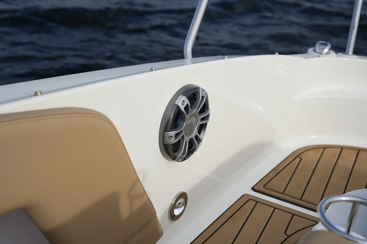 Thumbnail von Sea Ray Sundancer 320