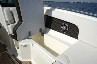 Thumbnail von Sea Ray SDX 290 Outboard