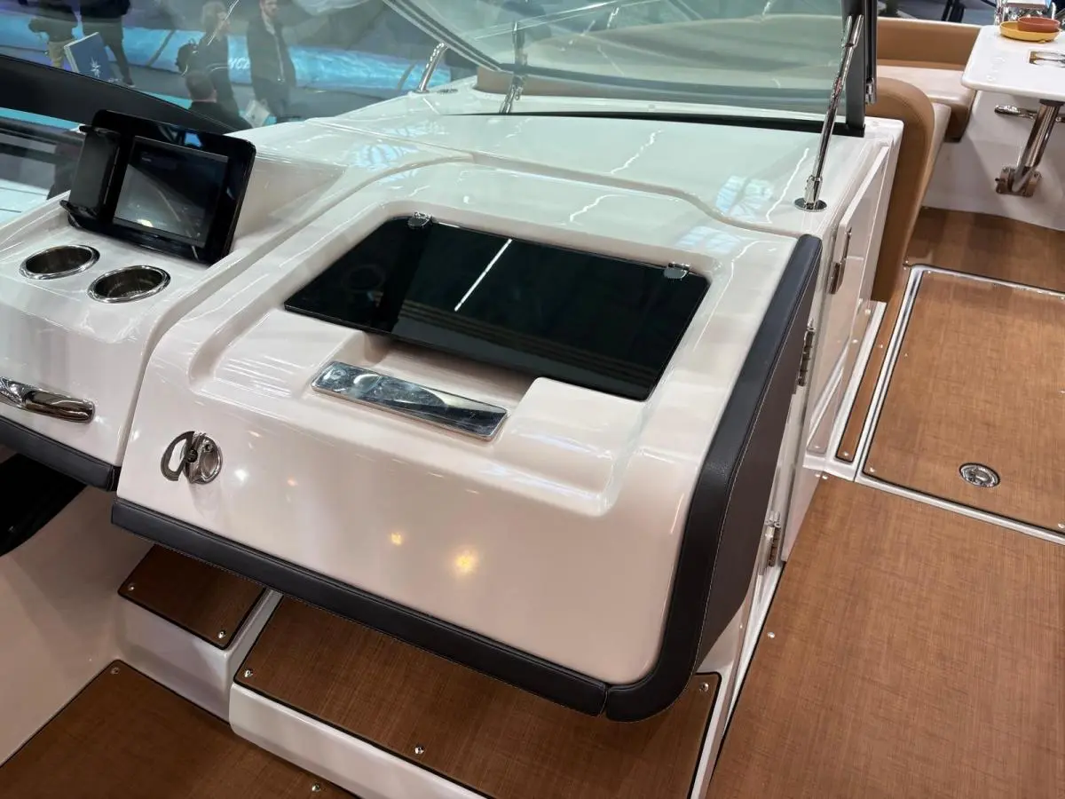 Thumbnail von Jeanneau TH33 Twin-Hull