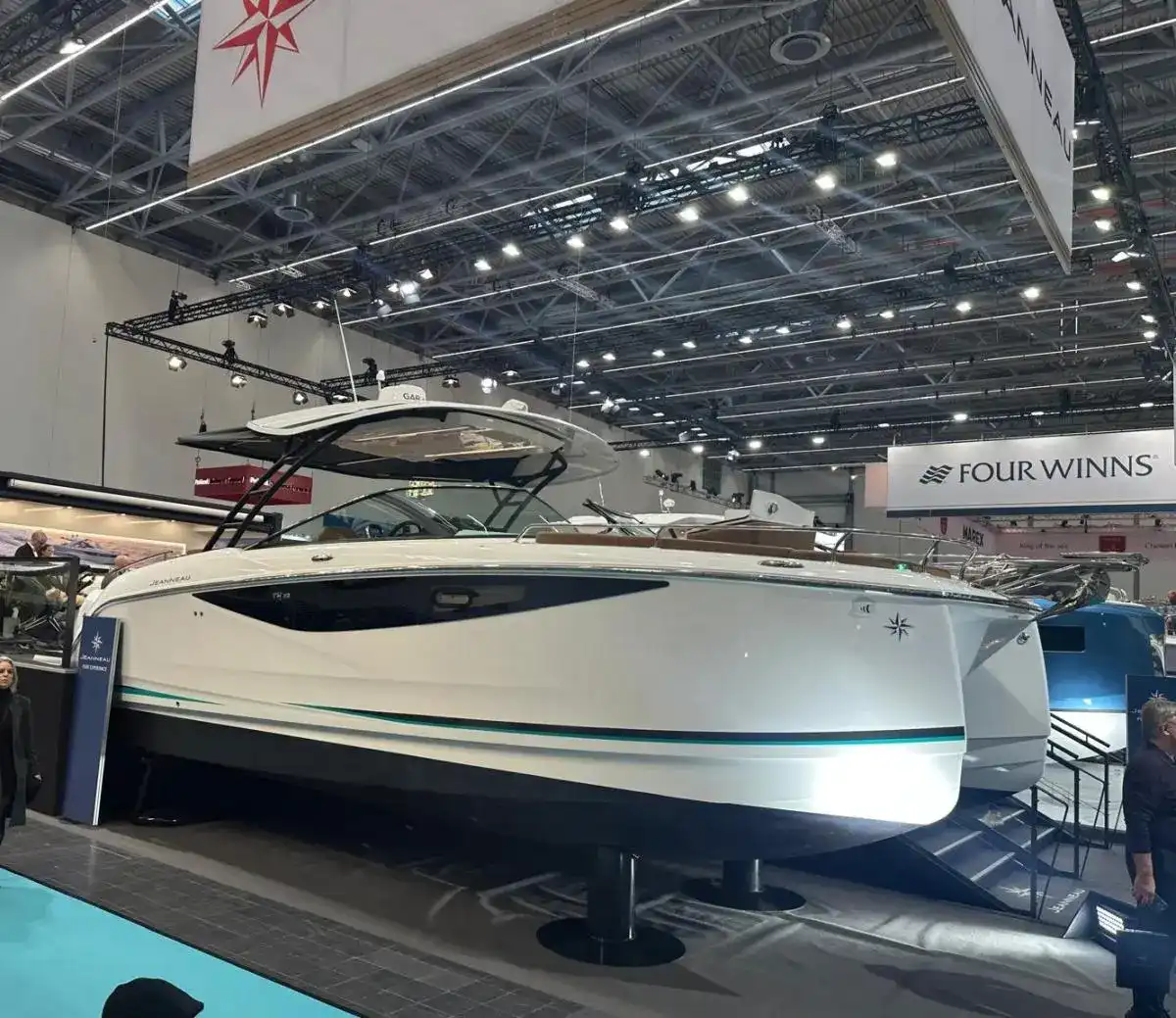 Thumbnail von Jeanneau TH33 Twin-Hull