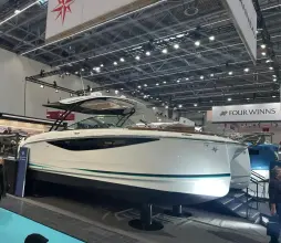 Thumbnail von Jeanneau TH33 Twin-Hull