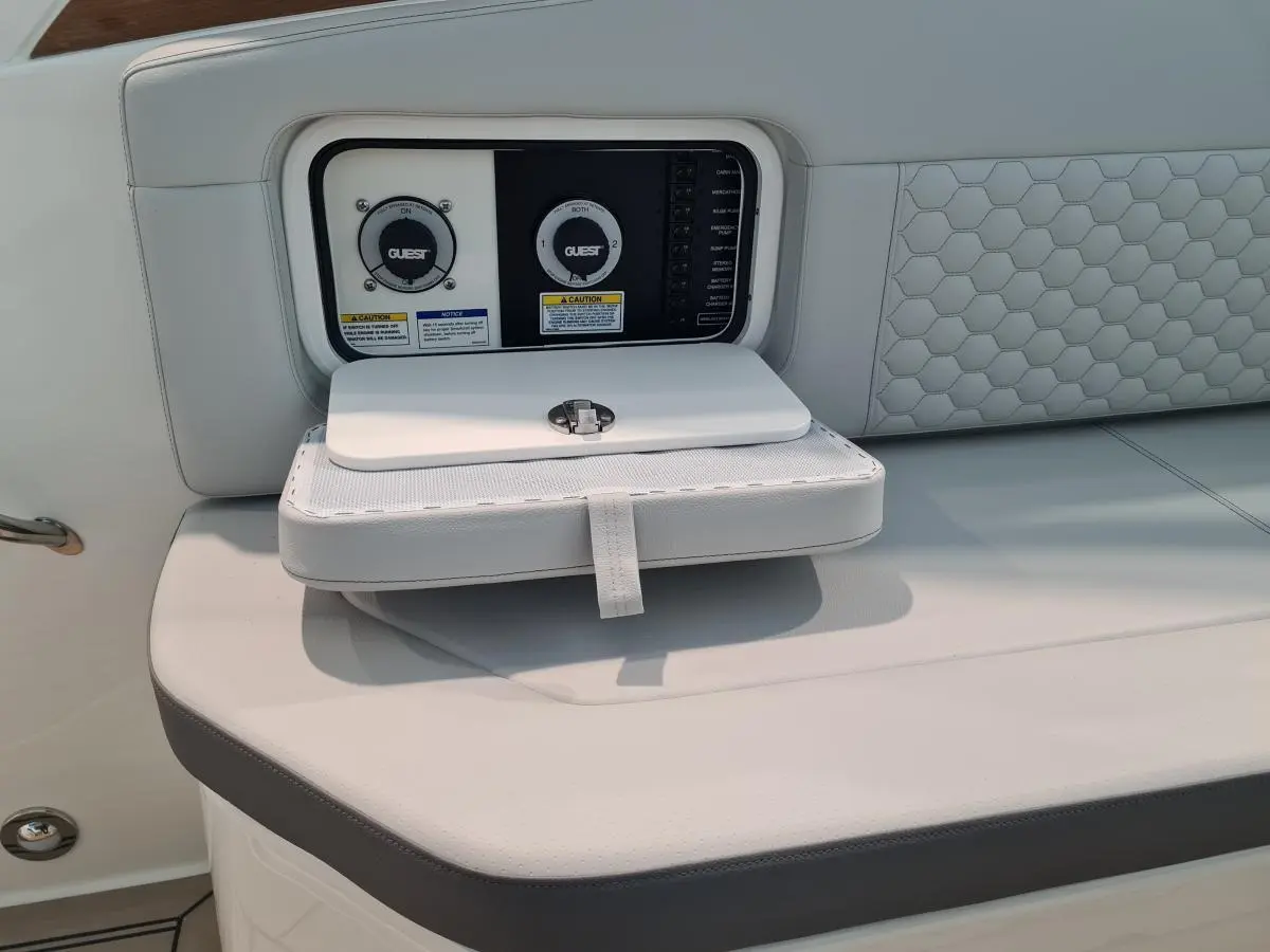 Thumbnail von Sea Ray Sundancer 265