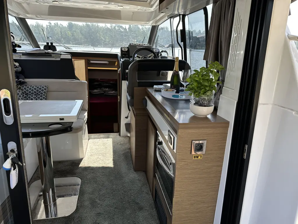 Thumbnail von Jeanneau NC 33