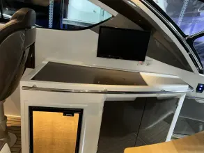 Thumbnail von Galeon 325