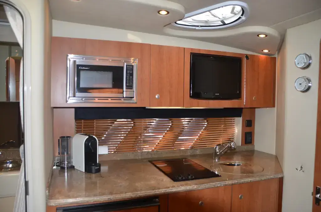 Thumbnail von Cruisers Yachts 330 Express