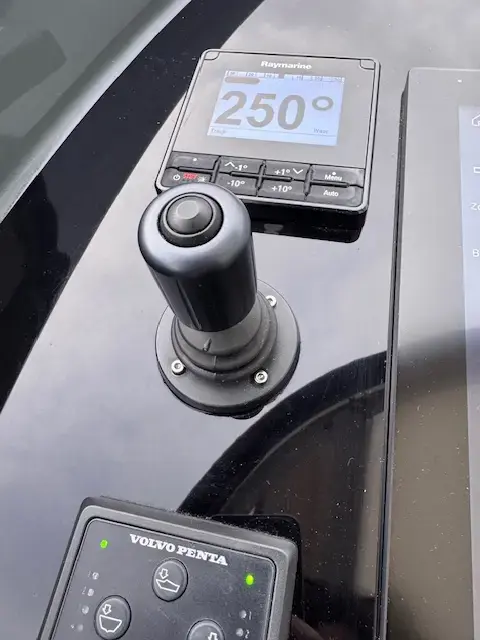 Thumbnail von Vandutch 40