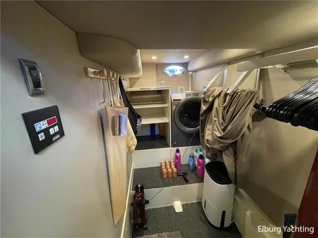 Thumbnail von Fairline Squadron 58