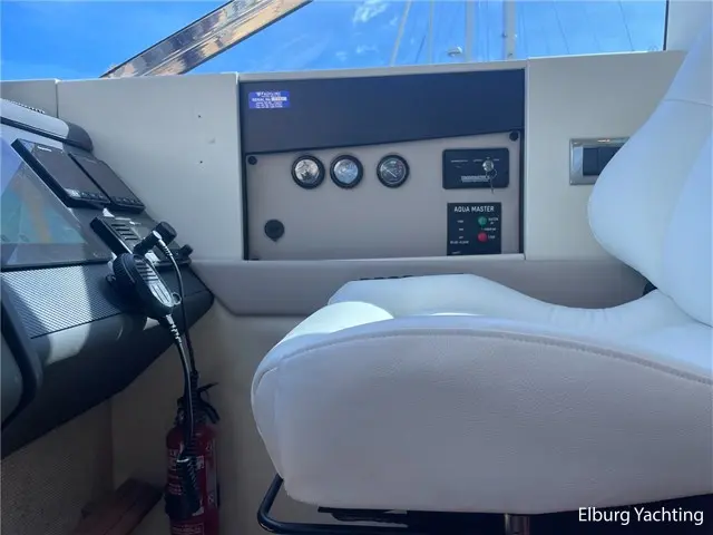 Thumbnail von Fairline Squadron 58