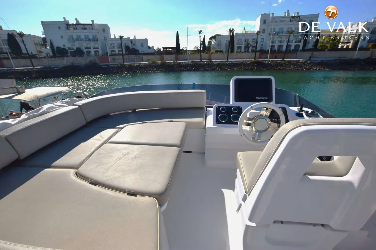 Thumbnail von Azimut 43