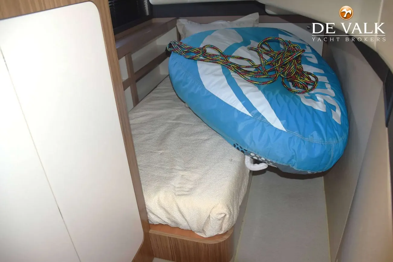 Thumbnail von Azimut 43