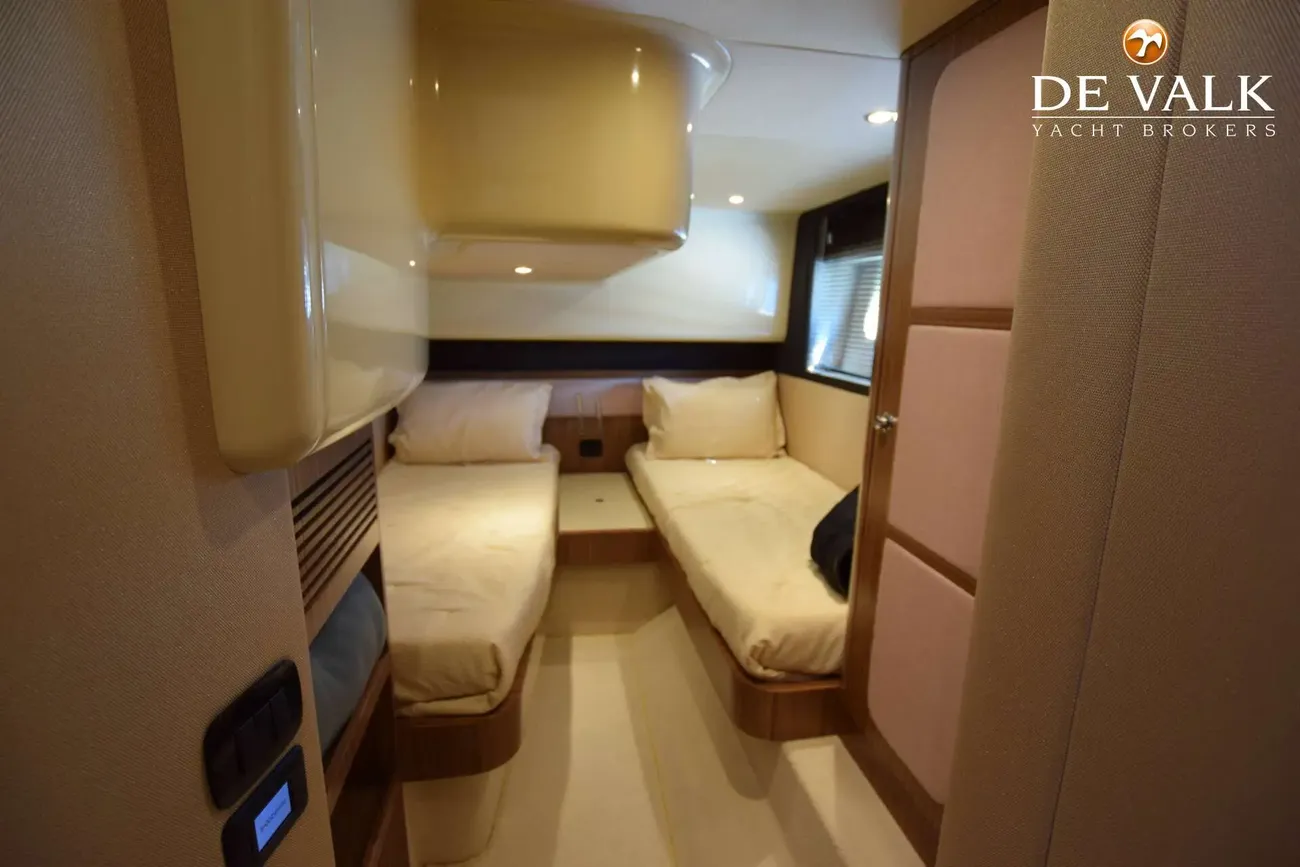 Thumbnail von Azimut 43