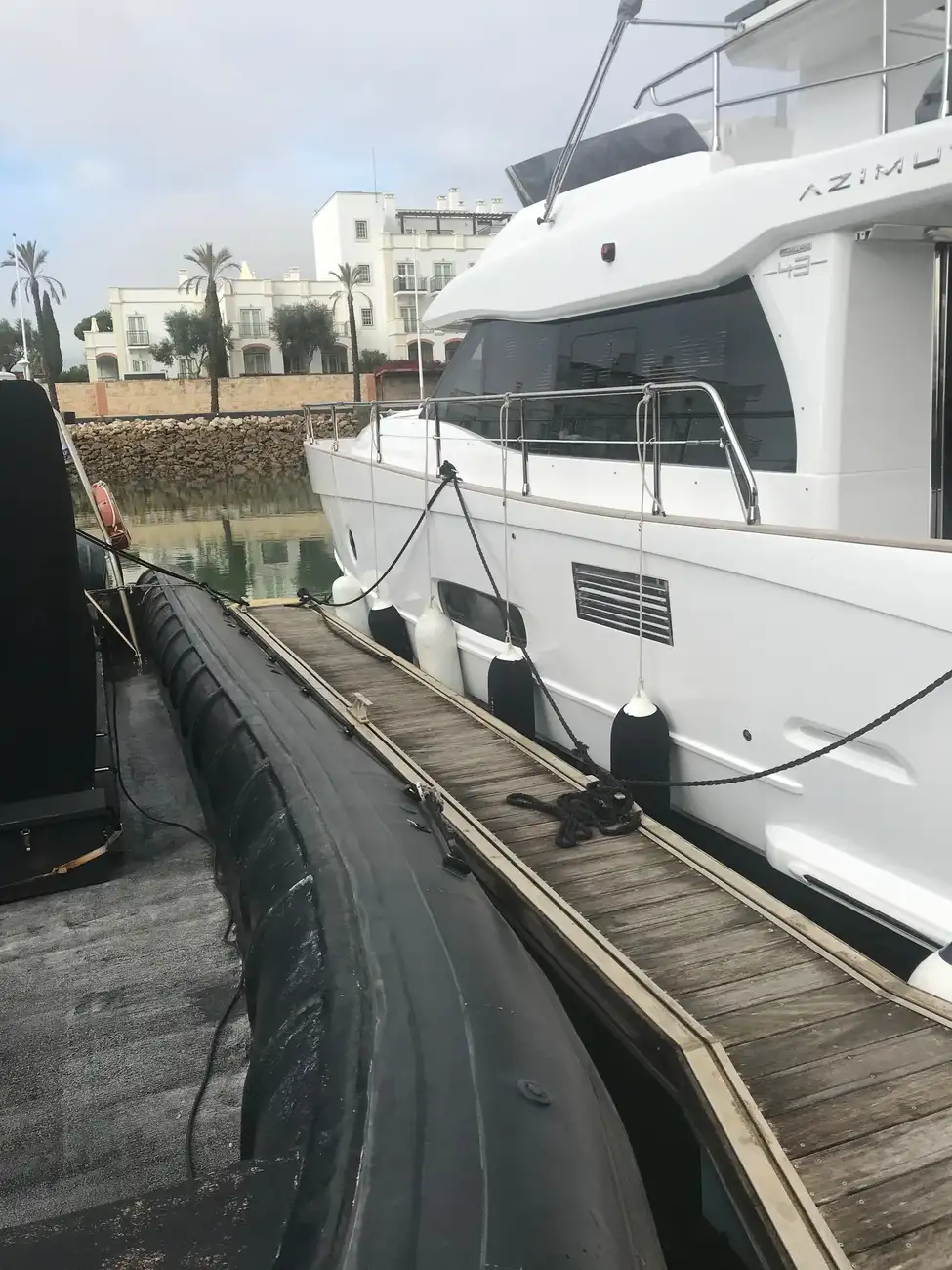 Thumbnail von Azimut Magellano 43