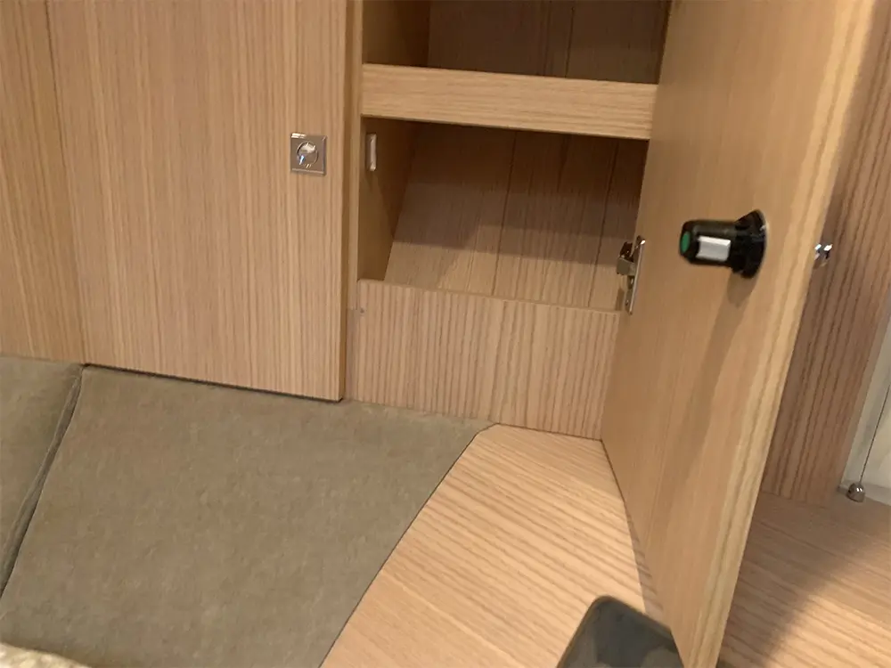 Thumbnail von Windy 48 Triton