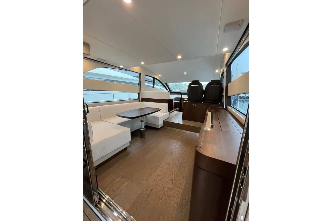 Thumbnail von Fairline Squadron 50