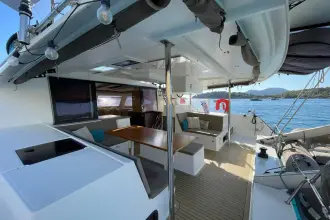 Thumbnail von Fountaine Pajot Helia 44 Miles Away