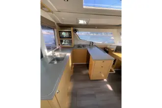 Thumbnail von Fountaine Pajot Helia 44 Miles Away