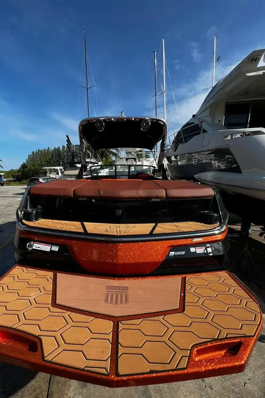 Thumbnail von MasterCraft NXT22