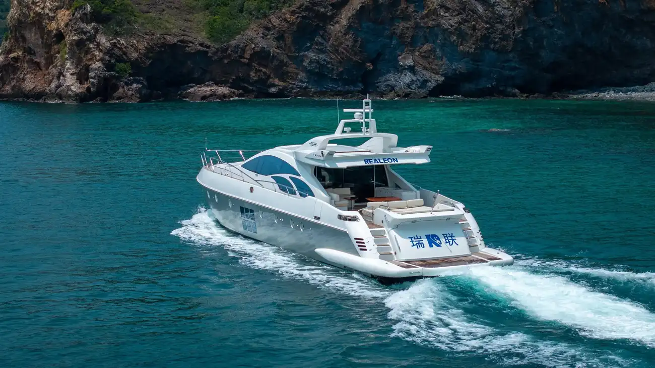 Thumbnail von Azimut 86s