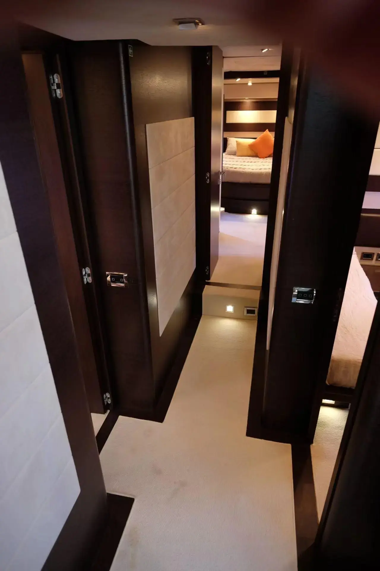 Thumbnail von Azimut 86s