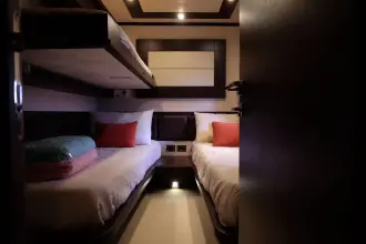 Thumbnail von Azimut 86s