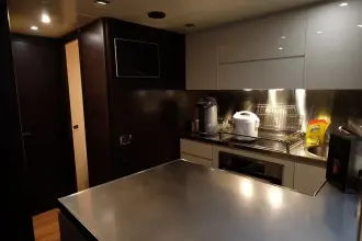 Thumbnail von Azimut 86s