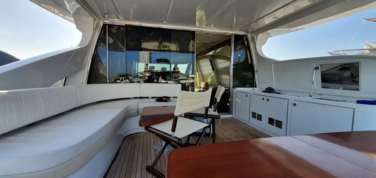 Thumbnail von Azimut 86s