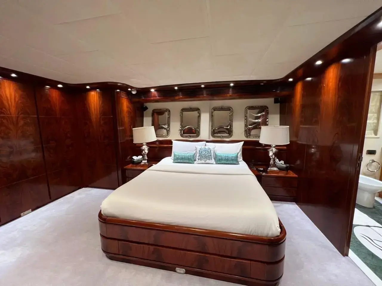 Thumbnail von Astondoa 102