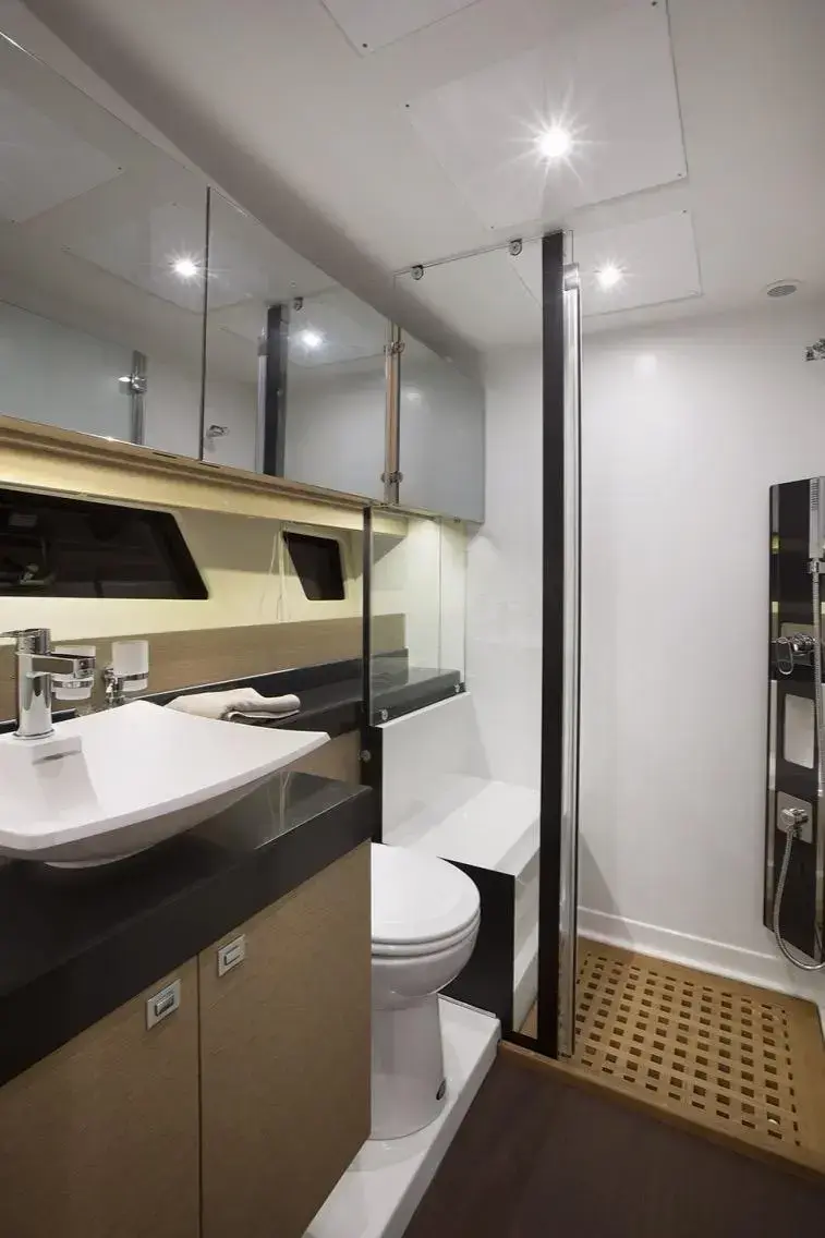 Thumbnail von Prestige 560