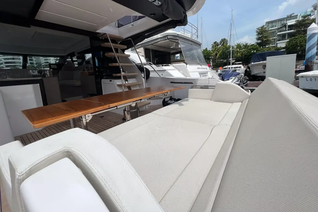 Thumbnail von Ferretti Yachts 500
