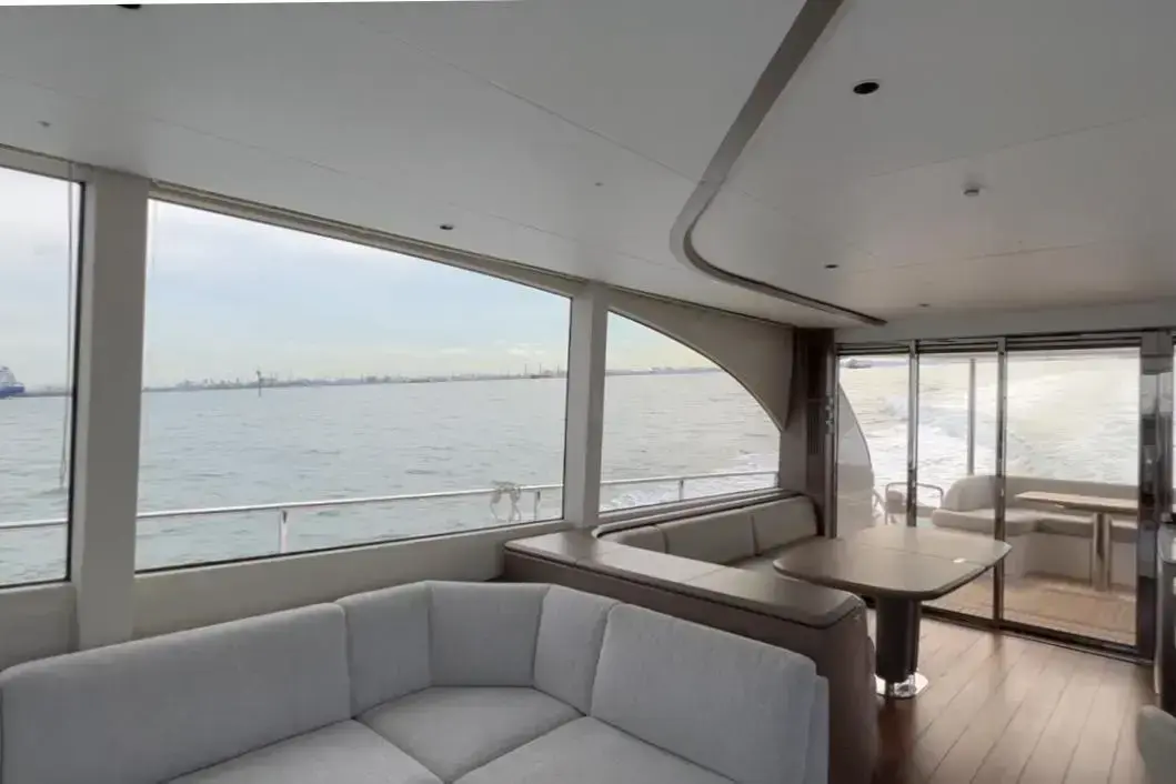 Thumbnail von Princess Y72