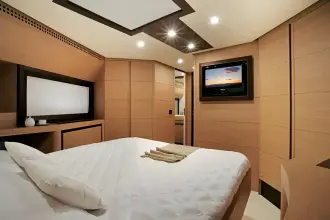 Thumbnail von Pershing 72