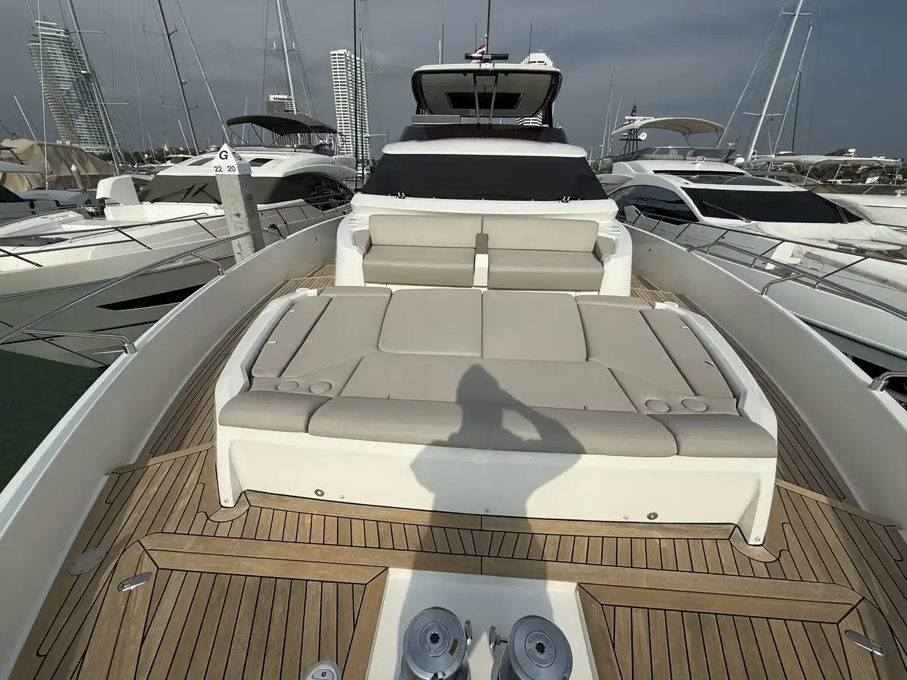 Thumbnail von Ferretti Yachts 860