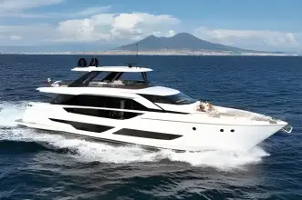 Thumbnail von Ferretti Yachts 860