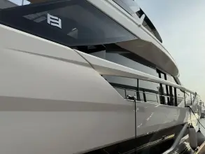 Thumbnail von Ferretti Yachts 860