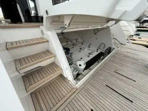 Thumbnail von Ferretti Yachts 860