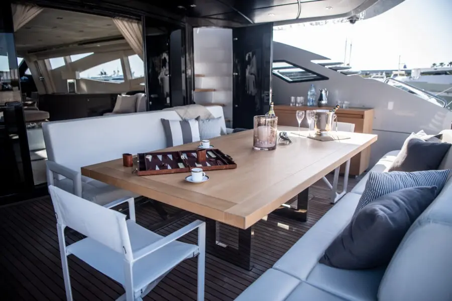 Thumbnail von Pershing 115 Kohala Two