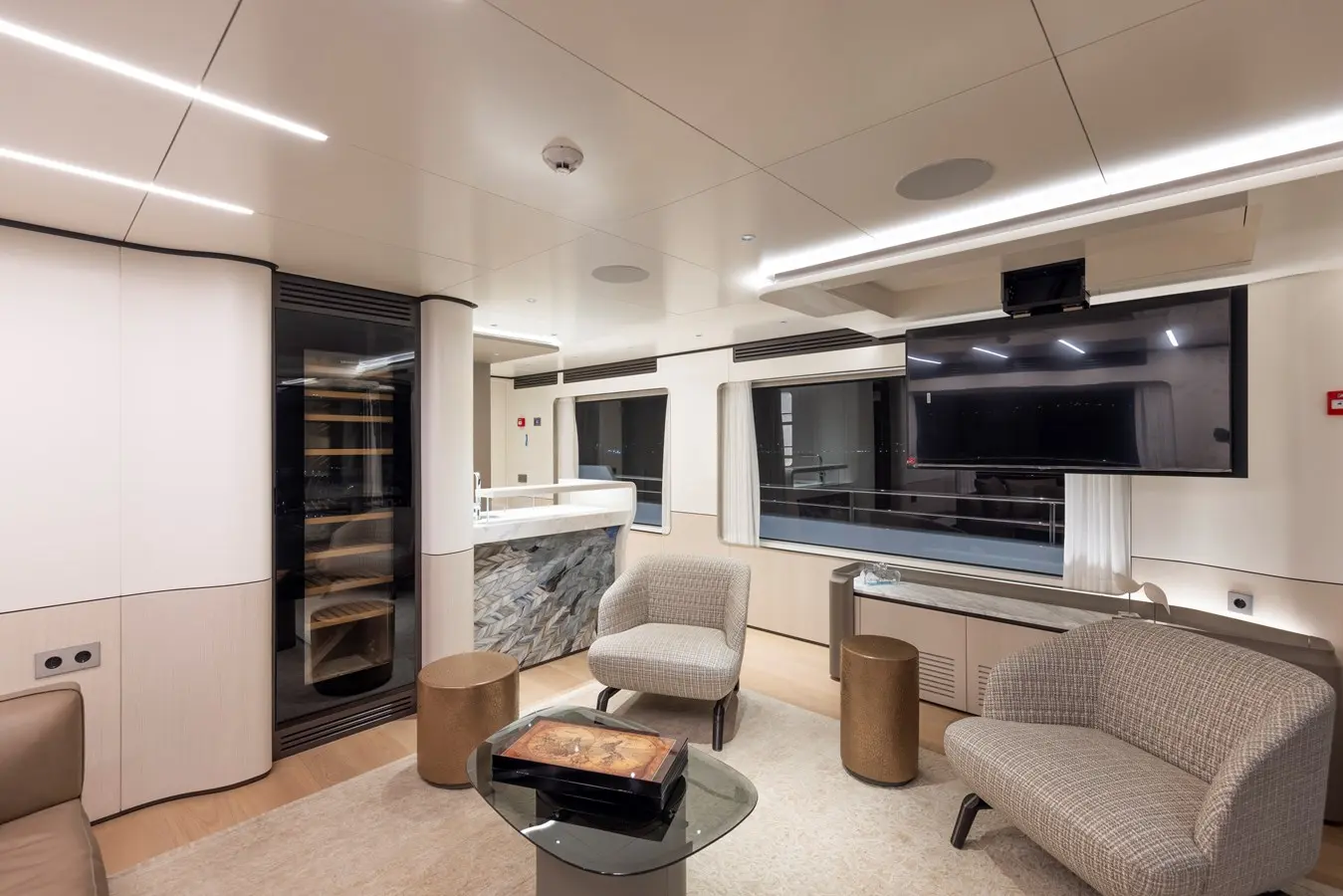 Thumbnail von Custom 	BEE EXPLORER YACHT BEE EXPLORER YACHT