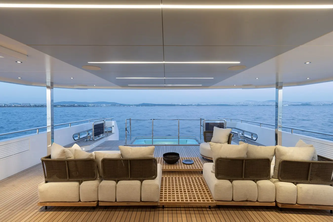 Thumbnail von Custom 	BEE EXPLORER YACHT BEE EXPLORER YACHT