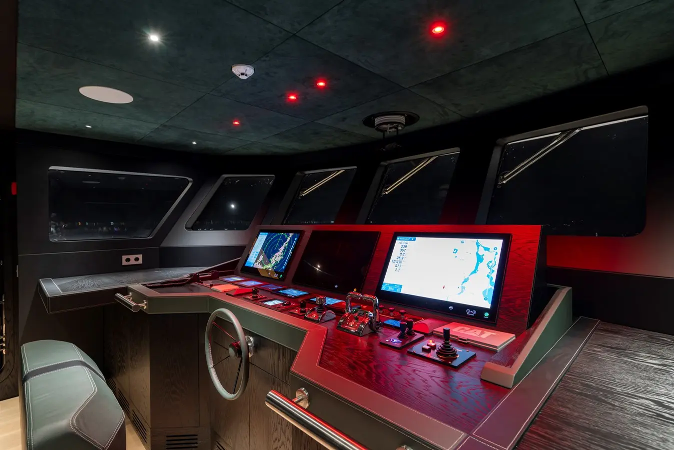 Thumbnail von Custom 	BEE EXPLORER YACHT BEE EXPLORER YACHT