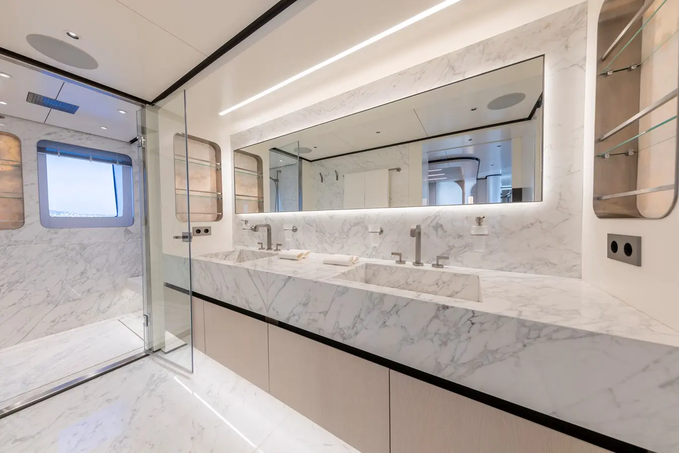 Thumbnail von Custom 	BEE EXPLORER YACHT BEE EXPLORER YACHT